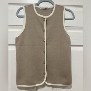 Abercrombie & Fitch Mara Crew Sweater Vest